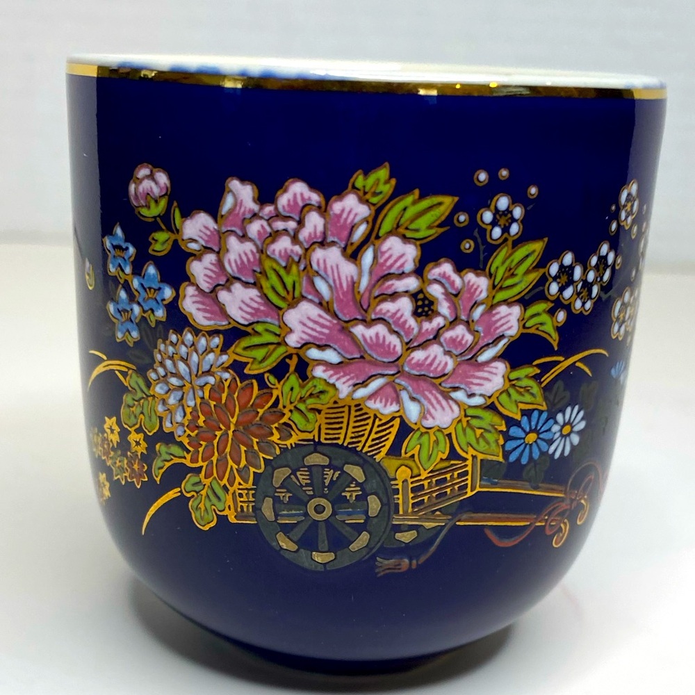 Vtg Kutani Japanese Cobalt Blue Porcelain Floral Teacup Gold Trim Rice Sake